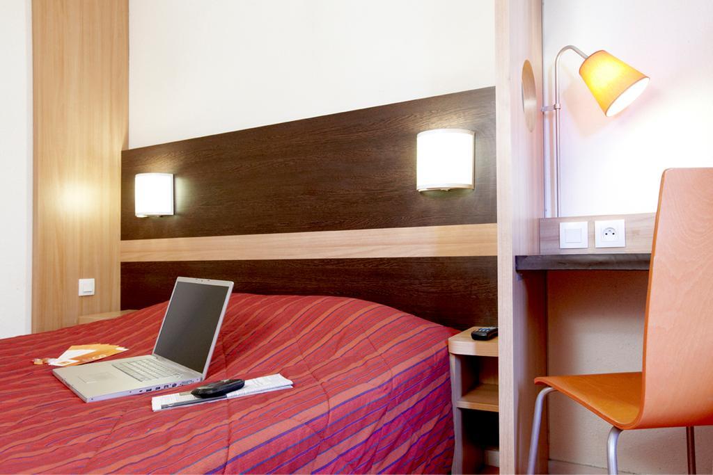 Premiere Classe Dunkerque Est Armbouts Cappel Habitación foto